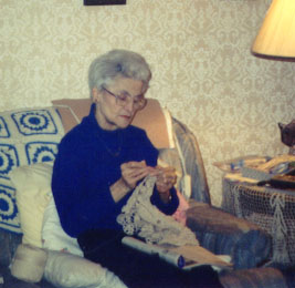 gma-crochet.JPG (25289 bytes)